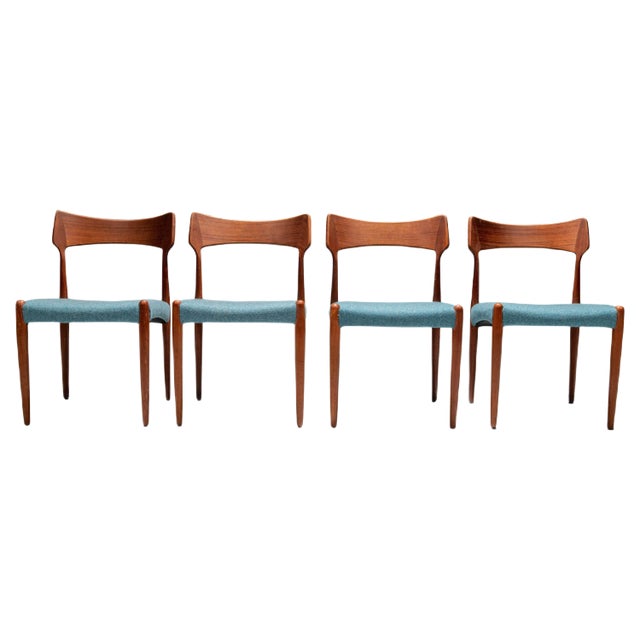 Dining Room Chairs by C. Linneberg for B. Pedersen, Denmark, 1970s, Set of 4 For Sale