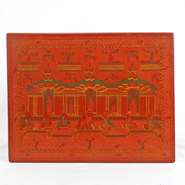Large Vintage Thai/Burmese Lacquer Hand Painted Box With Lid and Inner Tray For Sale - Image 10 of 14