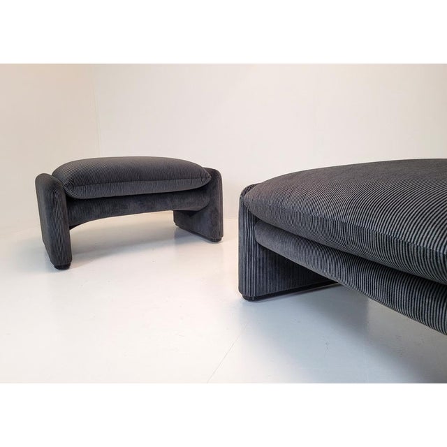 Mid-Century Modern Ottoman by Vico Magistretti for Cassina For Sale - Image 3 of 16