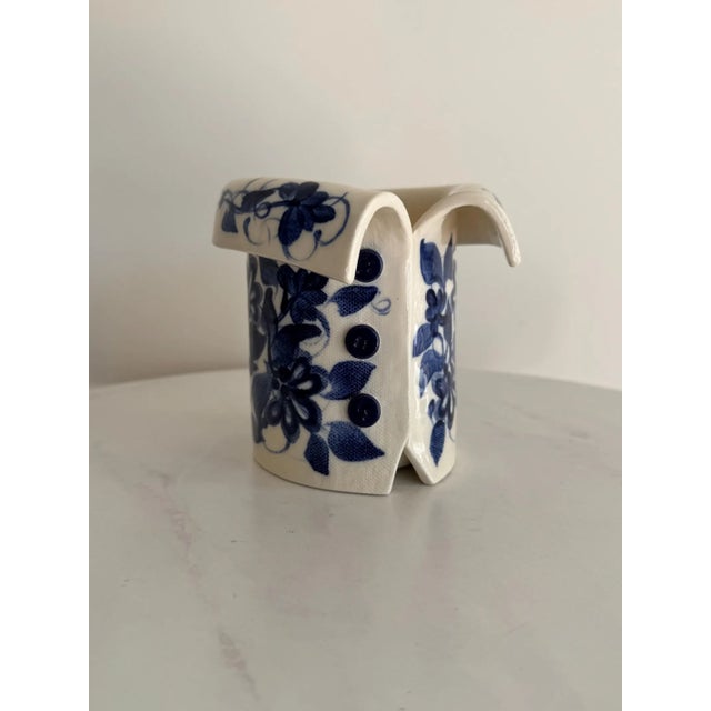 Cream Signed Studio Pottery Figural Jacket Vase – Blue & White Floral Ceramic Sculpture – Artisan Vessel For Sale - Image 8 of 10