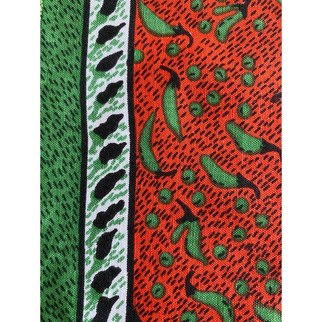 1990s Vintage 1990s Vibrant Red & Green Linen Dinner Napkins With Chili Motif by Katya - Set of 4 For Sale - Image 5 of 10