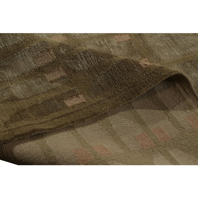Austrian Art Deco Style Rug Modern Green-Gray Wool and Silk Pattern by Rug & Kilim For Sale In New York - Image 6 of 6