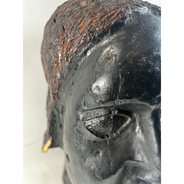 Vintage Hand-Carved Wood Bust – Folk Art Outsider Primitive Americans Sculpture For Sale - Image 4 of 11