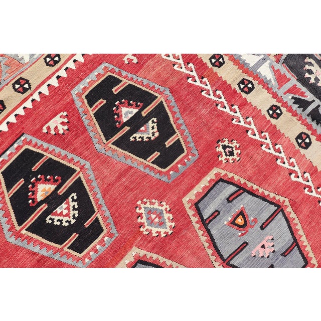 Antique Turkish Kilim Rug With Vibrant Hexagonal Motifs and Rich Red Background 8'8 X 12'2 For Sale - Image 11 of 11