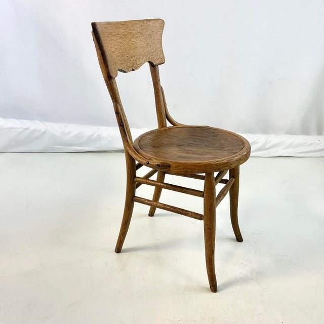 Early 20th Century Antique Boho Chic Americana Oak Cafe Bristol Dining Chair. For Sale - Image 6 of 11