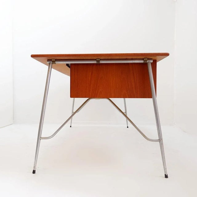 Wood Modèle 202 Desk in Teak by Børge Mogensen for Søborg Møbelfabrik, 1950s For Sale - Image 7 of 16