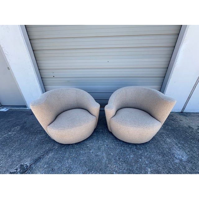 Mid-Century Modern Pair of Vladimir Kagan for Weiman Nautilus Swivel Chairs For Sale - Image 3 of 14