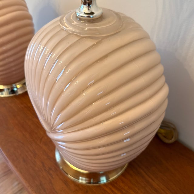 Large Pair of Vintage 1980s Art Deco Revival Grotto Shell Table Lamps - Peachy Pink For Sale - Image 10 of 12