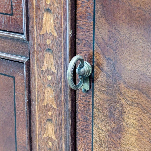 Ethan Allen Hepplewhite Sideboard For Sale - Image 10 of 12