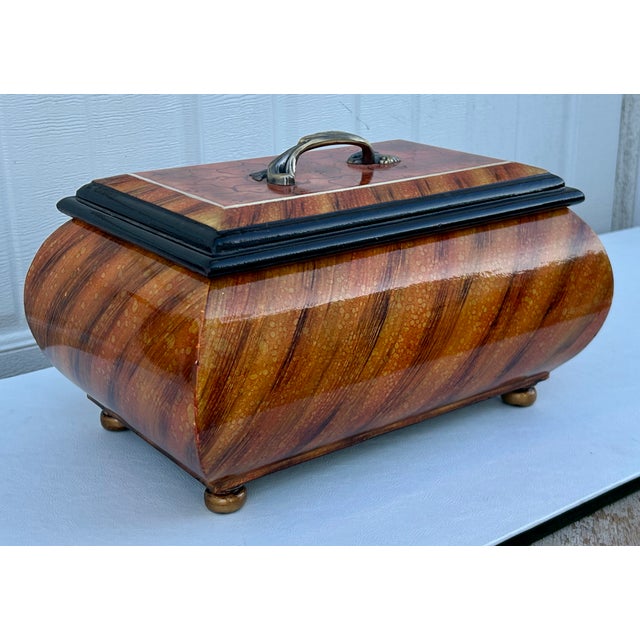 Wood Vtg. Painted Wood & Composite Transitional Bombay Shaped Box W/Faux Burl Finish For Sale - Image 7 of 13