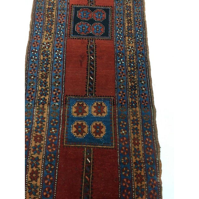 Middle Eastern Rug in Wool For Sale - Image 5 of 11