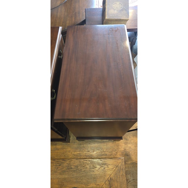 1990s Matched Pair Kittinger Classic American Mahogany Chests of Drawers For Sale - Image 11 of 18