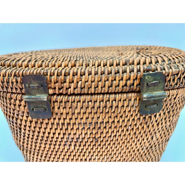 Vintage Chinese Wicker and Brass Tea or Lunch Basket For Sale - Image 9 of 10
