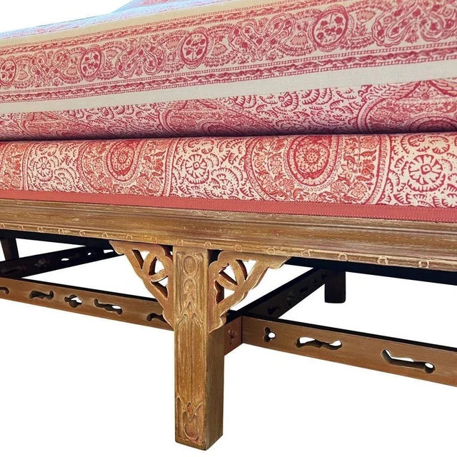 Chippendale Late 19th Century Carved Oak Camelback Chippendale Settee For Sale - Image 3 of 11