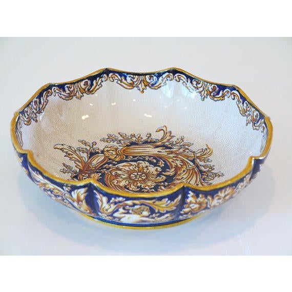 French 1865 Antique Gien French Renaissance Revival Faience Earthenware Scalloped Bowl For Sale - Image 3 of 10