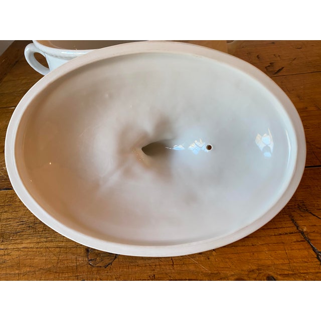 White Apilco Chicken Roaster With Gold Chicken Handle For Sale - Image 8 of 12