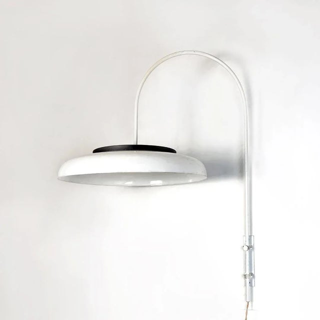 Italian Modern Metal and Acrylic Glass Adjustable Wall Arm Lamp, 1970s For Sale - Image 4 of 18
