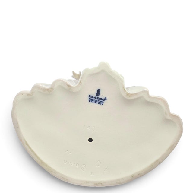 Ceramic Lladro #1431 the Debutante Elegant Ladies Spanish Porcelain Figurine For Sale - Image 7 of 11