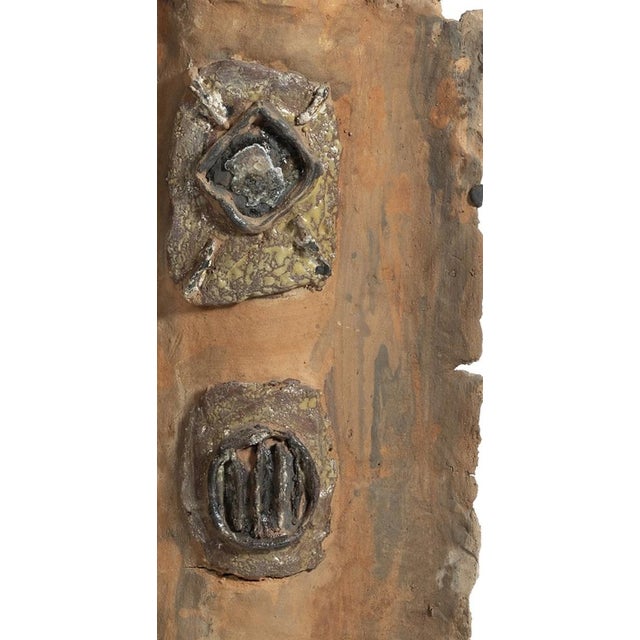 Sculpture - Mário Ferreira da Silva. Glazed and unglazed ceramic plaque. Minor flaws. Dimensions: 62x29 cm