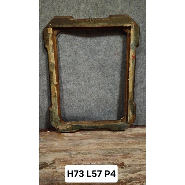 Antique Gilt Frame with Engraved Floral Decoration, 1800s For Sale - Image 6 of 7