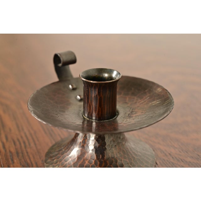 Roycroft Arts & Crafts Hammered Copper Handled Candlesticks, Pair For Sale In South Bend - Image 6 of 10