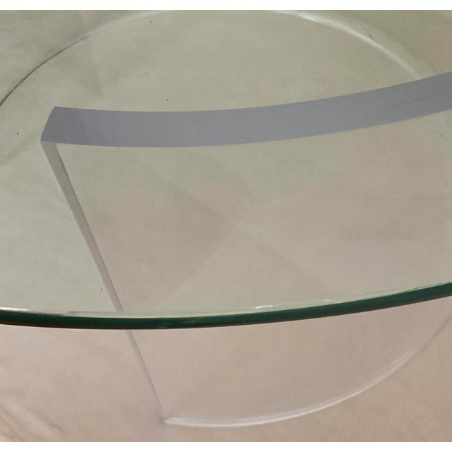 Mid Century Modern Clear 42" Lucite Round Drum Coffee Table For Sale In Greenville, SC - Image 6 of 10