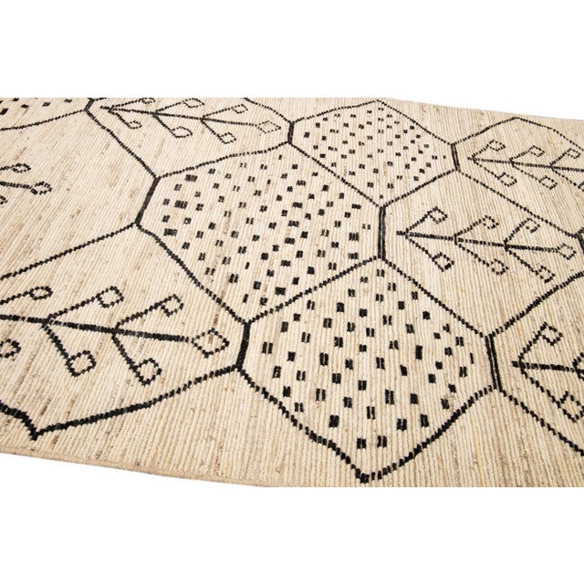 Modern Moroccan Style Handmade Geometric Motif Beige Boho Wool Rug For Sale - Image 9 of 10