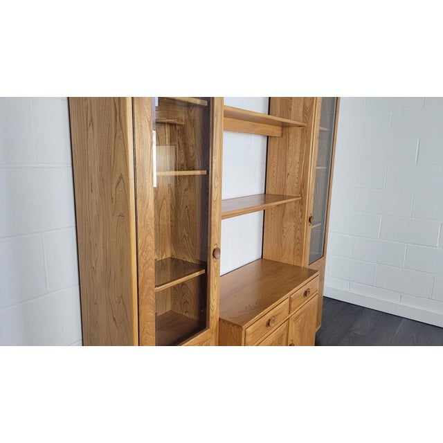 Tall Windsor Glazed Display Cabinet attributed to Lucian Ercolani for Ercol, 1990s For Sale - Image 14 of 17