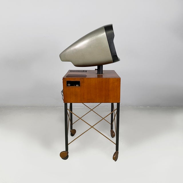 Mid-Century Modern Mid-Century Italian Model 1718 Television by Sergio Berizzi, Cesare Buttè and Dario Montagni for Phonola, 1957 For Sale - Image 3 of 18
