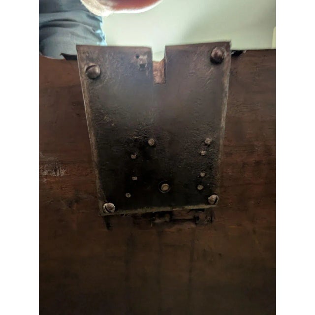 Walnut Chest, 17th Century For Sale - Image 3 of 15