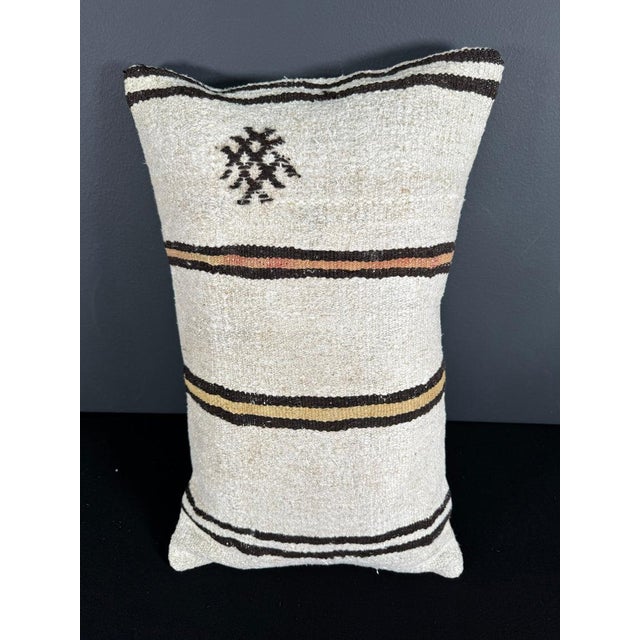 Turkish Hemp Pillow Cushion Natural Beige Brown Pillow Cushion Cover 16" x 24" For Sale - Image 4 of 4