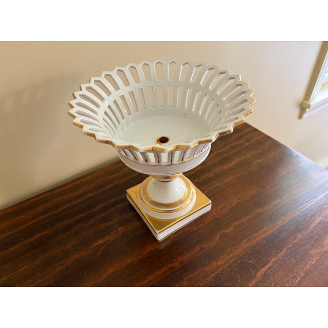 Early 20th Century Antique Reticulated Porcelain Basket Compote With Gold Gilt Details For Sale - Image 5 of 10