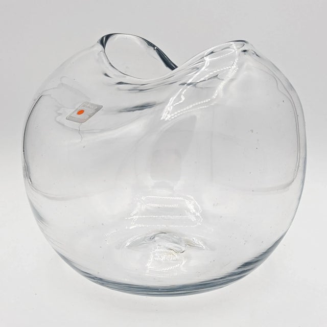 Blenko Art Glass Large Clear Pinched Globe Vase Rose Bowl Fish Bowl 1982-1999 A simple and versatile globe vase from...
