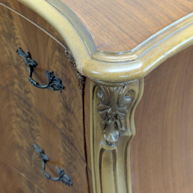 Brown Elegant French Provincial Burl Wood 6-Drawer Dresser For Sale - Image 8 of 9