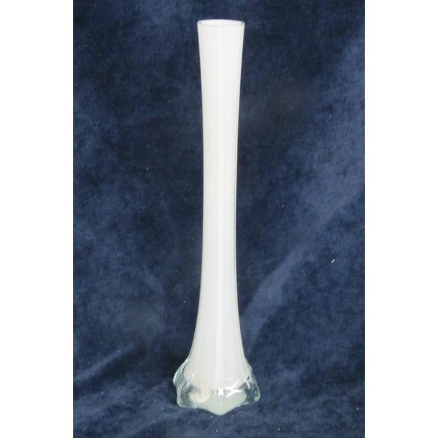 Eiffel Tower Vase White Glass With Slim Tapered Neck and Clear Footed Base 4828b For Sale - Image 12 of 18