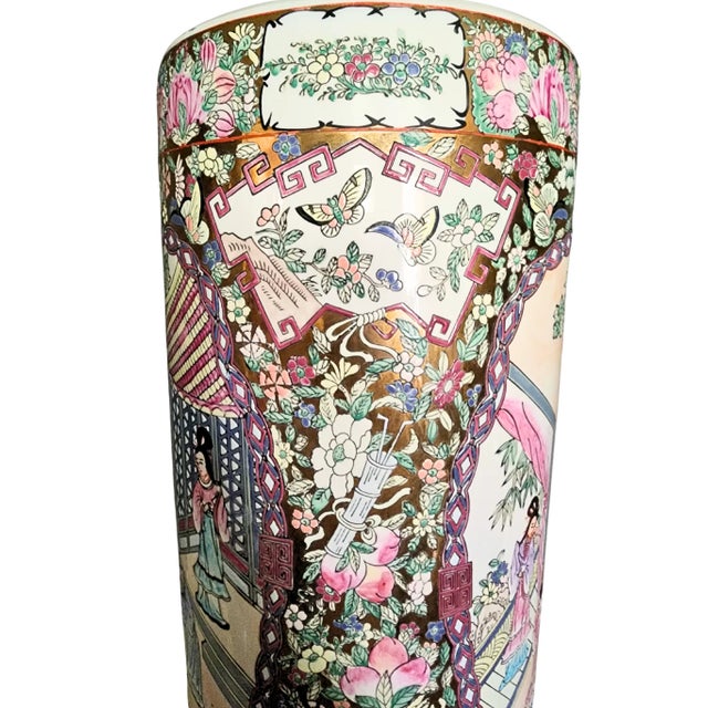 Chinoiserie Chinoiseries Large Chinese Famille Rose Porcelain Umbrella Stand With Mandarin Court Scenes For Sale - Image 3 of 7