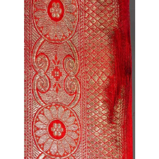 60s Saree Sari Silk India Benaras Lot 2 Tapestry 22k Gold Brocade Vintage Indian For Sale - Image 4 of 9