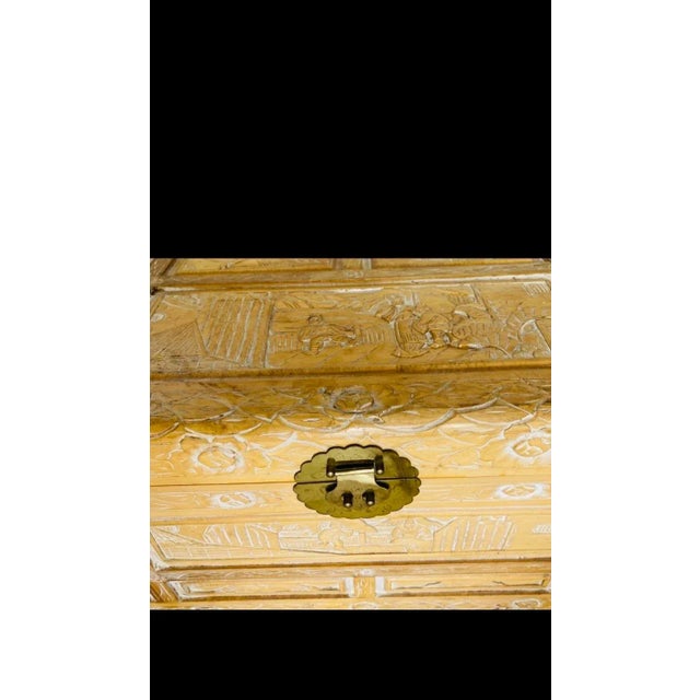 Wood Early 20th Century Yellow Chinese Carved Camphor Wood Chest For Sale - Image 7 of 9