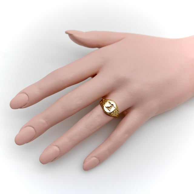 Late 19th Century 14k Gold Victorian Signet Ring With Arm Holding Sword Intaglio, Size 7 For Sale - Image 9 of 11