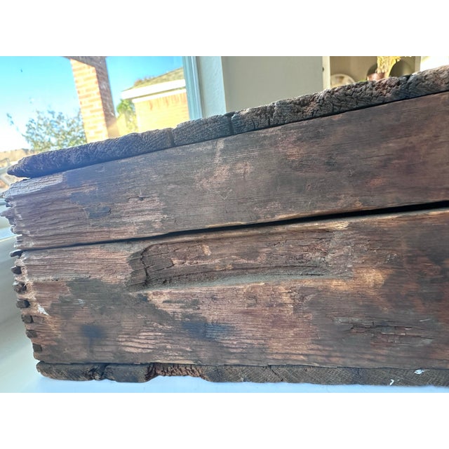 Early 19th Century Primitive American Carpenter’s Tool Chest – Hand-Cut Joinery & Original Patina – 36 Inches For Sale - Image 10 of 11