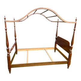 Example of Pennsylvania House Four Poster and Canopy Beds