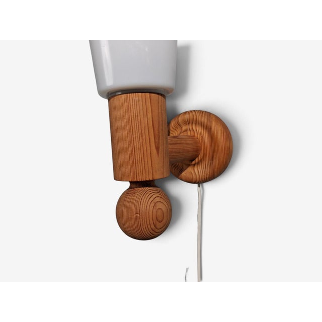 Tan 1970s Uno Kristiansson, Swedish Modern, Pine, Fabric, Wall Sconce For Sale - Image 8 of 10