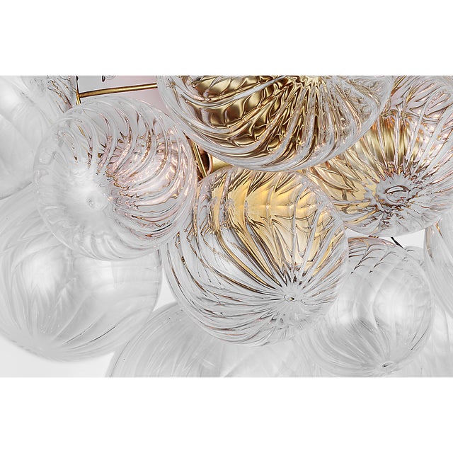 Visual Comfort Julie Neill for Visual Comfort Signature Talia Large Sconce in Gild with Clear Swirled Glass For Sale - Image 4 of 10