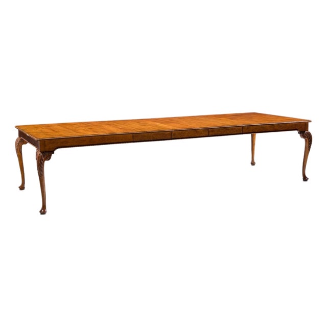Baker Furniture Stately Homes Queen Anne Walnut Expanding Dining Table With 3 Leaves For Sale