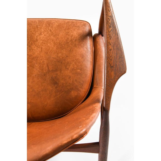 Easy Chair in Leather and Teak by Ib Kofod-Larsen, 1950s For Sale - Image 10 of 14