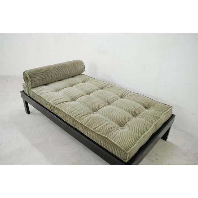 Vintage Bauhaus Lacquer Daybed For Sale - Image 6 of 18