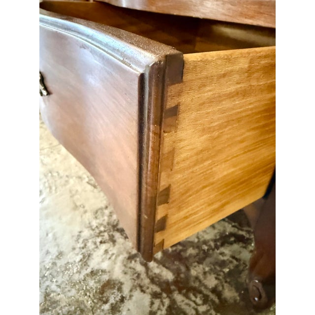 Mid 20th Century Pair of Vintage French Provincial Kindel Chateau Nightstands End Tables For Sale - Image 5 of 12