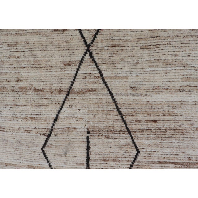 Textile Modern Tribal Runner With Sub-Geometric Diamond Design in Cream and Brown 3'4 X 9'6 For Sale - Image 7 of 10