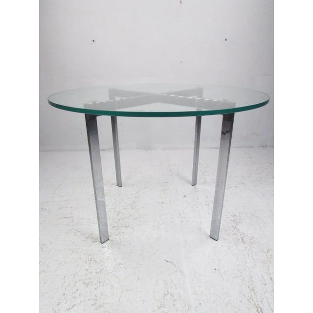 Late 20th Century Mid-Century Round Top Glass Coffee Table For Sale - Image 5 of 7