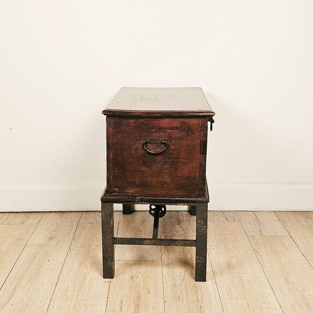 19th Century Southeast Asian Teak Merchant's Trunk, 19th Century or Earlier For Sale - Image 5 of 12